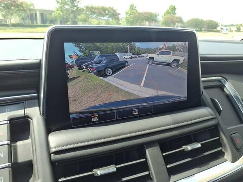 Used 2021 Chevrolet Tahoe Z71 AWD/4WD image 21