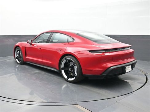 Certified 2022 Porsche Taycan 4S image 3