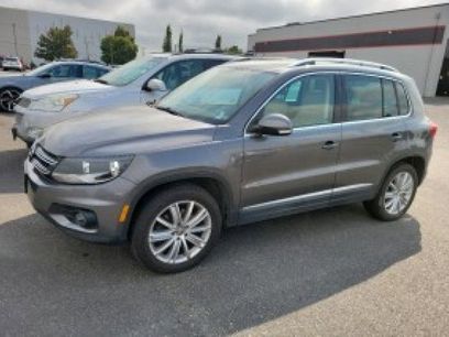 Used 2012 Volkswagen Tiguan SE