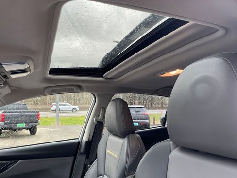 Used 2022 Subaru Crosstrek 2.5i Sport w/ Moonroof Package image 20