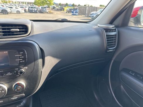 Used 2016 Kia Soul + w/ Designer's Package FWD image 25