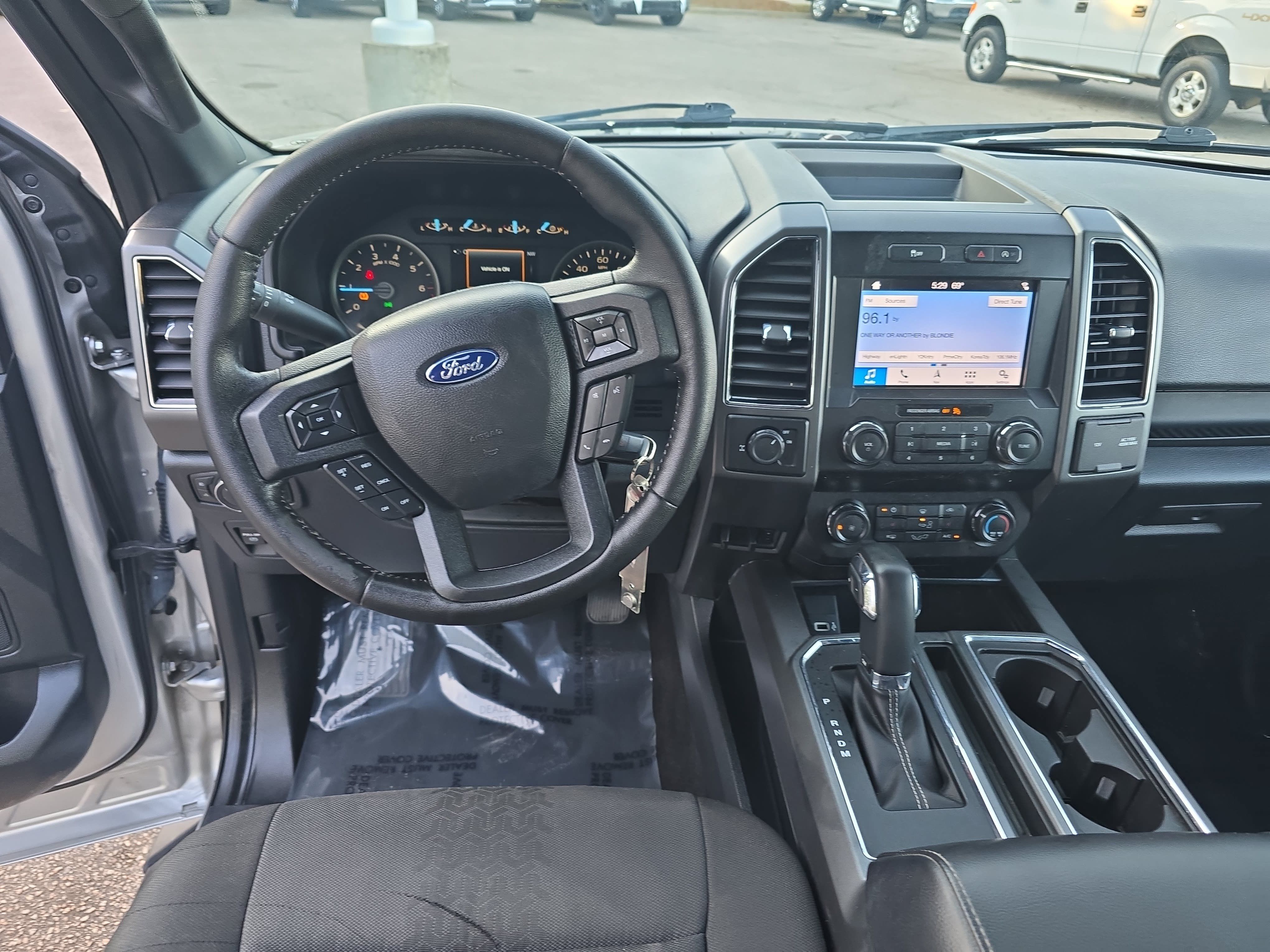 Used 2019 Ford F150 XLT w/ Equipment Group 302A Luxury RWD image 15