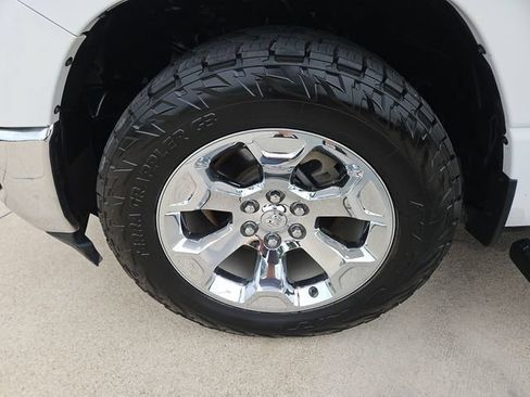 Used 2022 RAM 1500 Lone Star AWD/4WD image 29