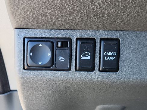 Used 2016 Nissan Frontier SV w/ SV Value Truck Package AWD/4WD image 24