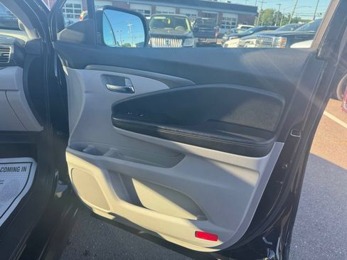 Used 2018 Honda Pilot EX-L image 18