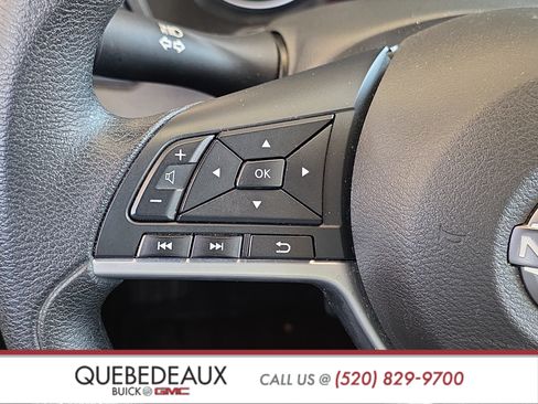 Used 2025 Nissan Altima 2.5 SV FWD image 14