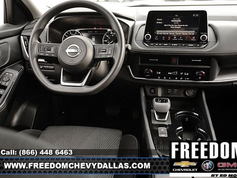 Used 2024 Nissan Rogue SV AWD/4WD image 13