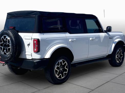Used 2021 Ford Bronco Outer Banks AWD/4WD image 13