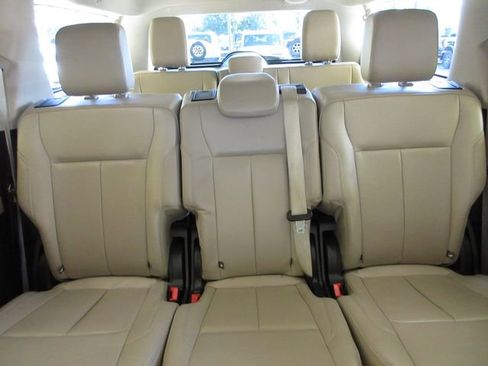 Certified 2024 Ford Expedition Max XLT image 24