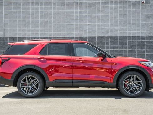 New 2026 Ford Explorer ST w/ Sun And Sound Package AWD/4WD image 4