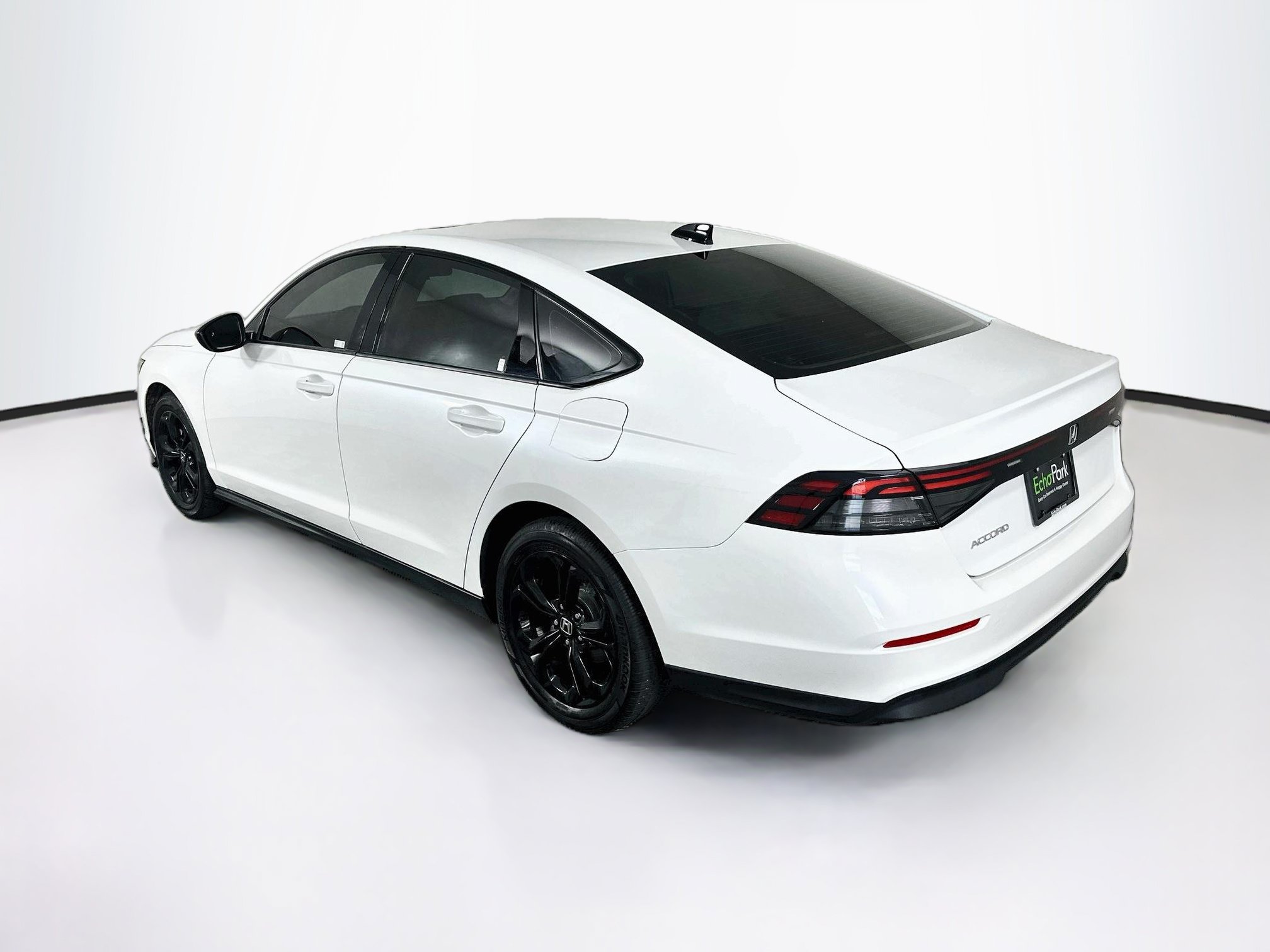 Used 2025 Honda Accord SE image 5
