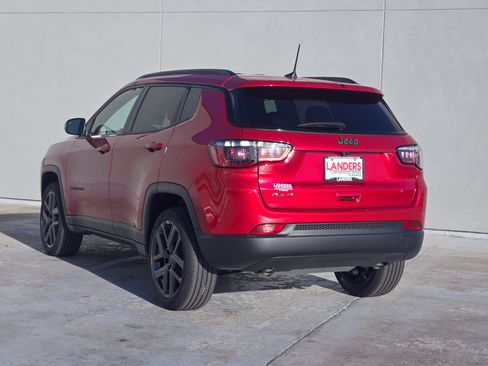 New 2026 Jeep Compass Latitude AWD/4WD image 3