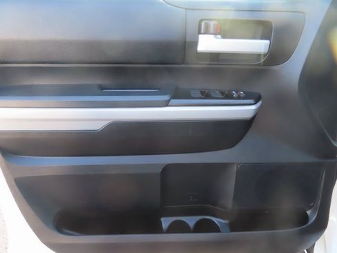 Used 2018 Toyota Tundra SR5 image 11