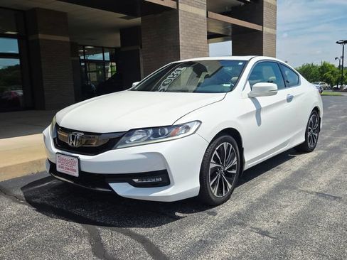 Used 2017 Honda Accord EX-L image 3
