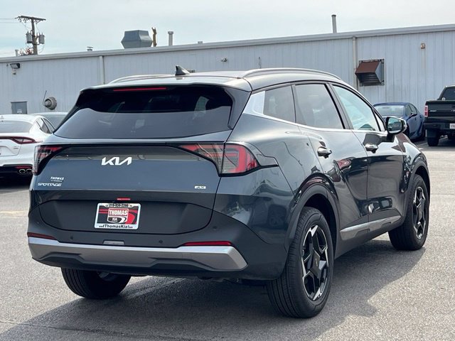 Used 2026 Kia Sportage EX AWD/4WD image 14