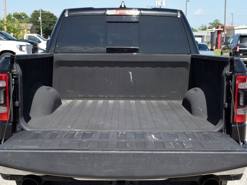 Used 2019 RAM 1500 Laramie AWD/4WD image 21