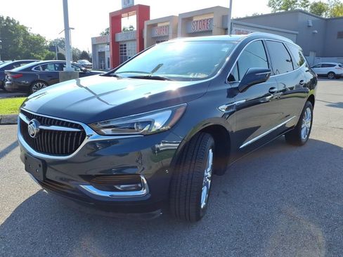 Used 2018 Buick Enclave Premium w/ Experience Buick Package FWD image 20