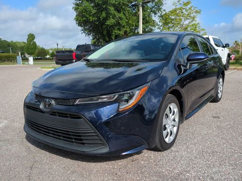 Certified 2024 Toyota Corolla LE FWD image 2