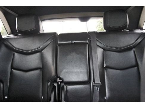 Used 2025 Cadillac XT5 Luxury FWD image 13