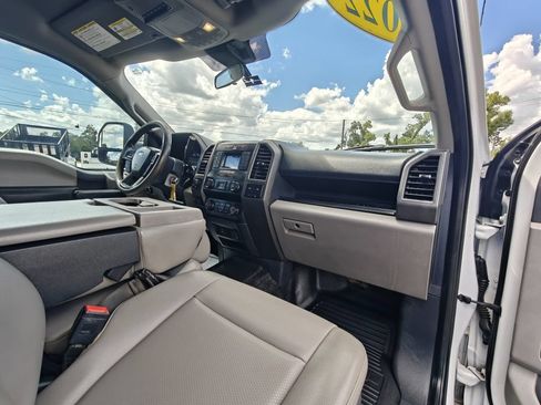 Used 2022 Ford F250 XL w/ Power Equipment Group AWD/4WD image 39