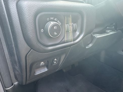 Used 2025 RAM 1500 Big Horn AWD/4WD image 28