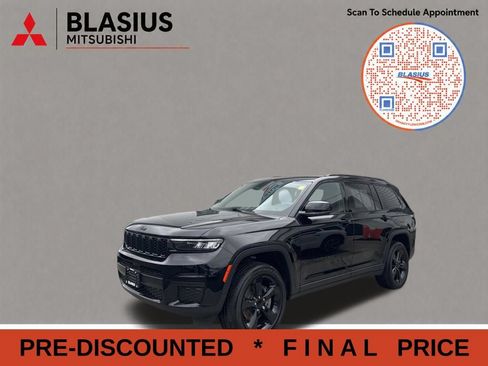 Used 2023 Jeep Grand Cherokee L Laredo AWD/4WD image 19