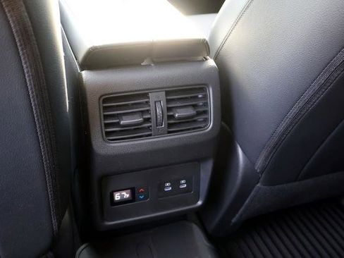 Certified 2024 Nissan Rogue SL w/ SL Premium Package FWD image 14