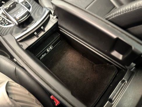 Used 2018 Mercedes-Benz C 300 Sedan image 27