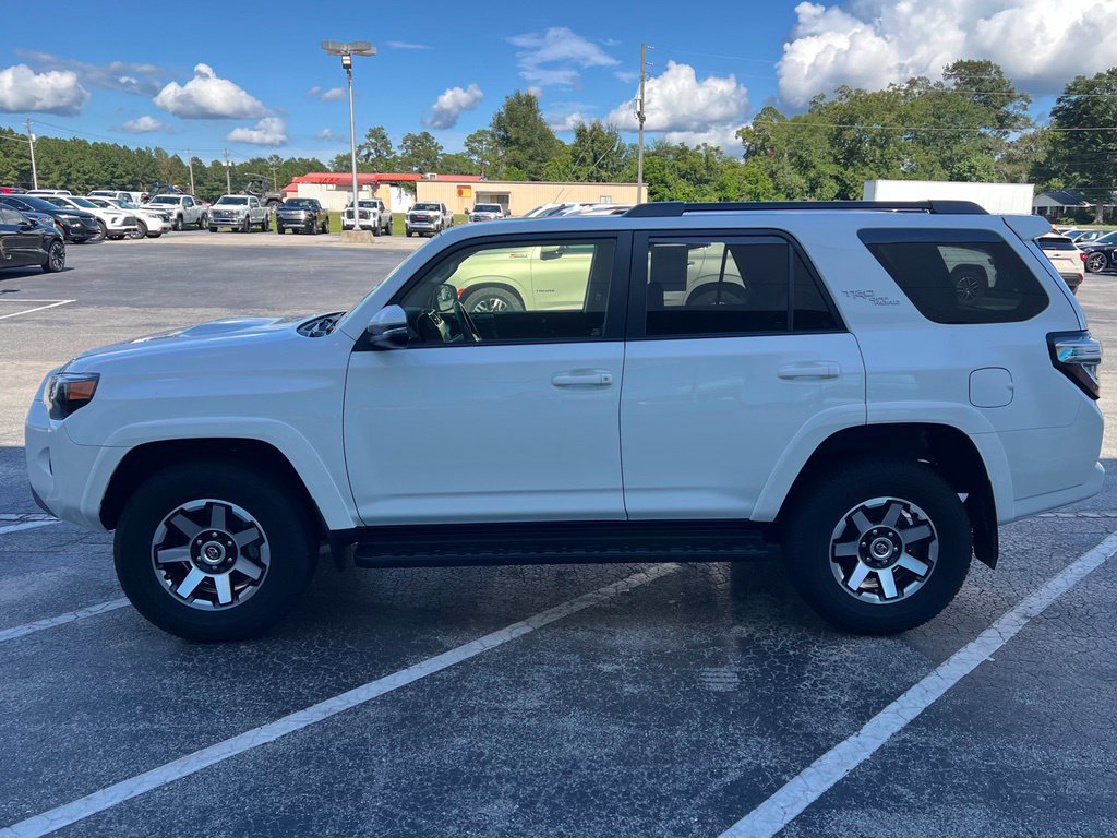 Used 2024 Toyota 4Runner TRD Off-Road Premium AWD/4WD image 28
