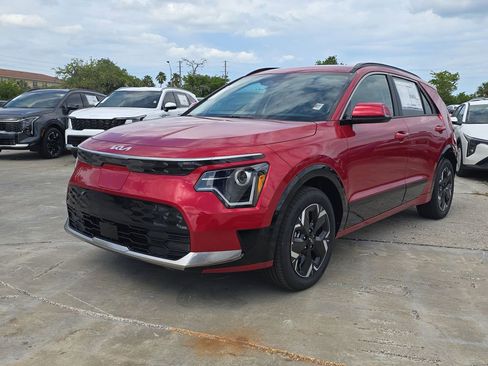 New 2026 Kia Niro Wind FWD image 4