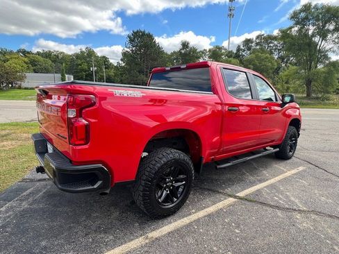 Certified 2022 Chevrolet Silverado 1500 Custom Trail Boss w/ LPO, Dark Essentials Package image 7