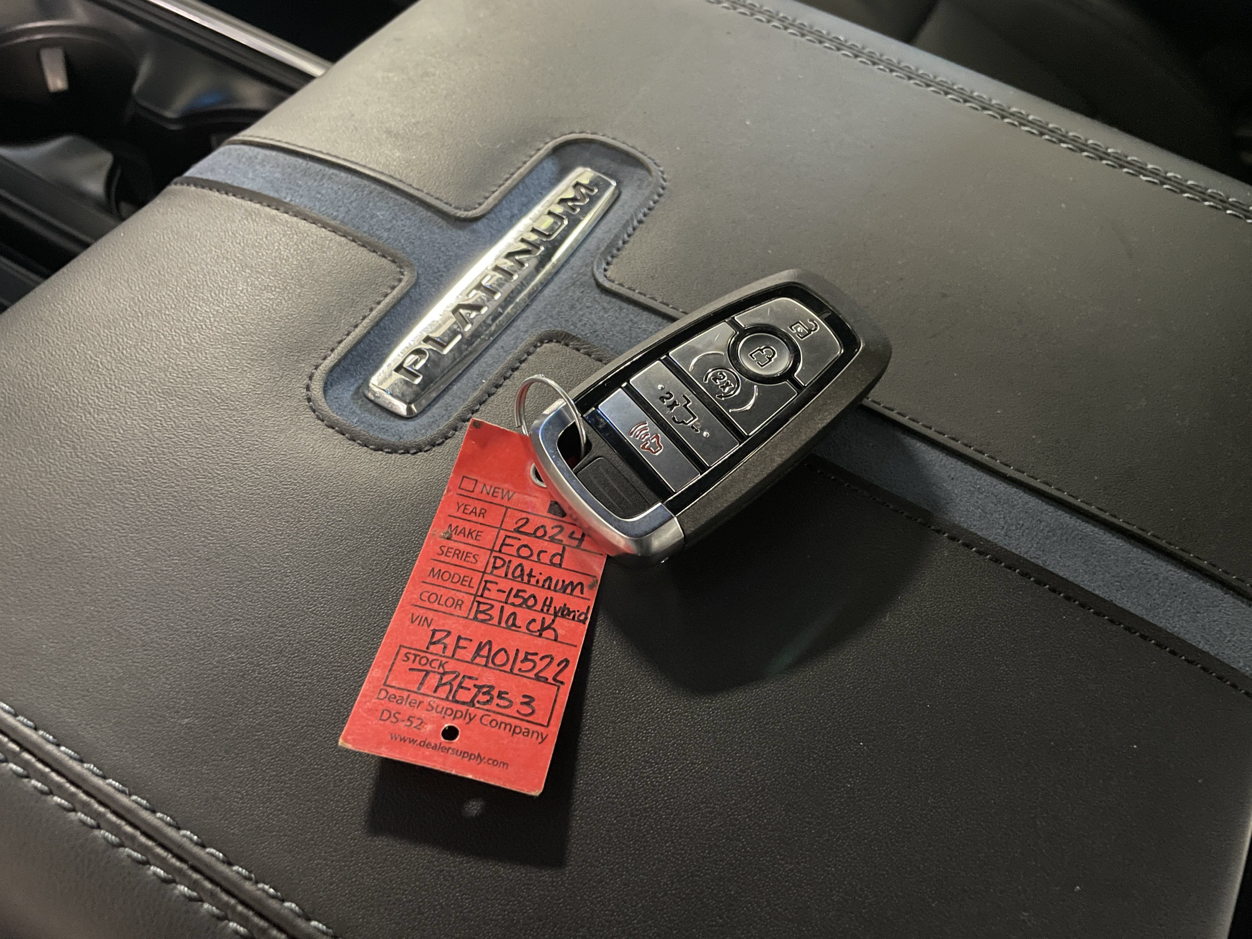 Used 2024 Ford F150 Platinum AWD/4WD image 19