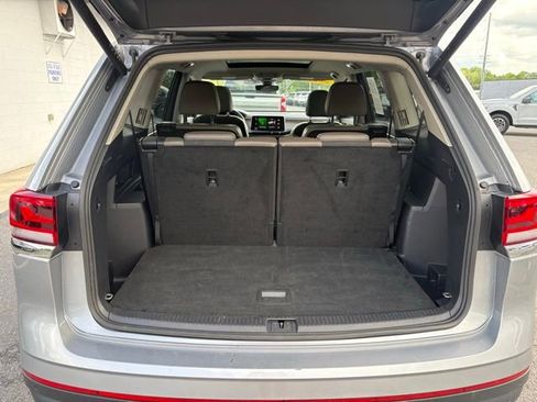 Used 2025 Volkswagen Atlas SEL AWD/4WD image 40