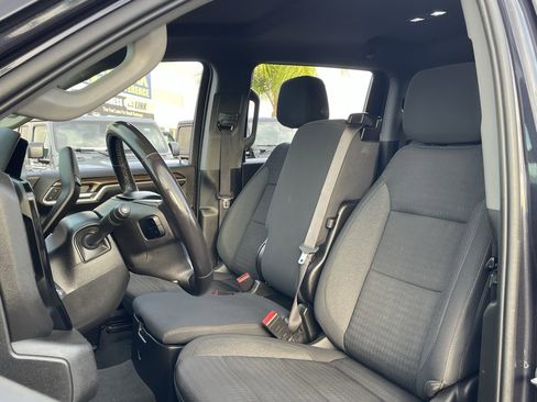 Used 2022 Chevrolet Silverado 1500 LT image 17