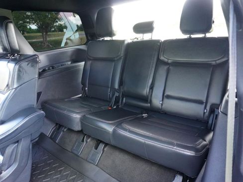 Used 2025 Ford Expedition Platinum w/ Stealth Appearance Package AWD/4WD image 34