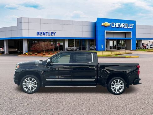 New 2026 Chevrolet Silverado 1500 High Country image 2