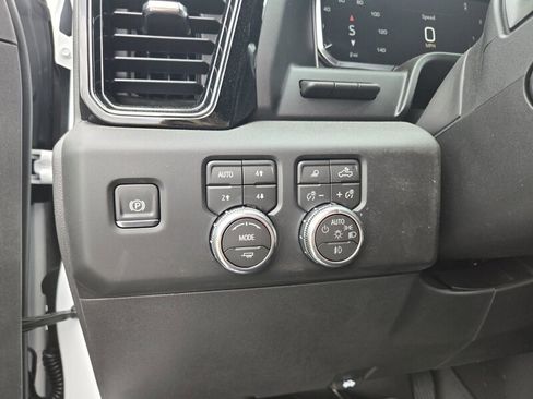 New 2026 GMC Sierra 1500 AT4 w/ AT4 Premium Package AWD/4WD image 12