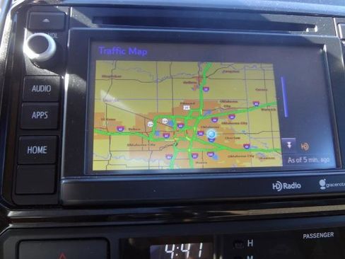 Used 2014 Toyota Tacoma PreRunner w/ SR5 Package image 27