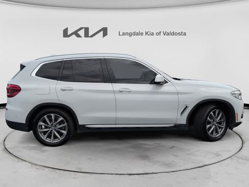 Used 2019 BMW X3 xDrive30i w/ Executive Package AWD/4WD image 3