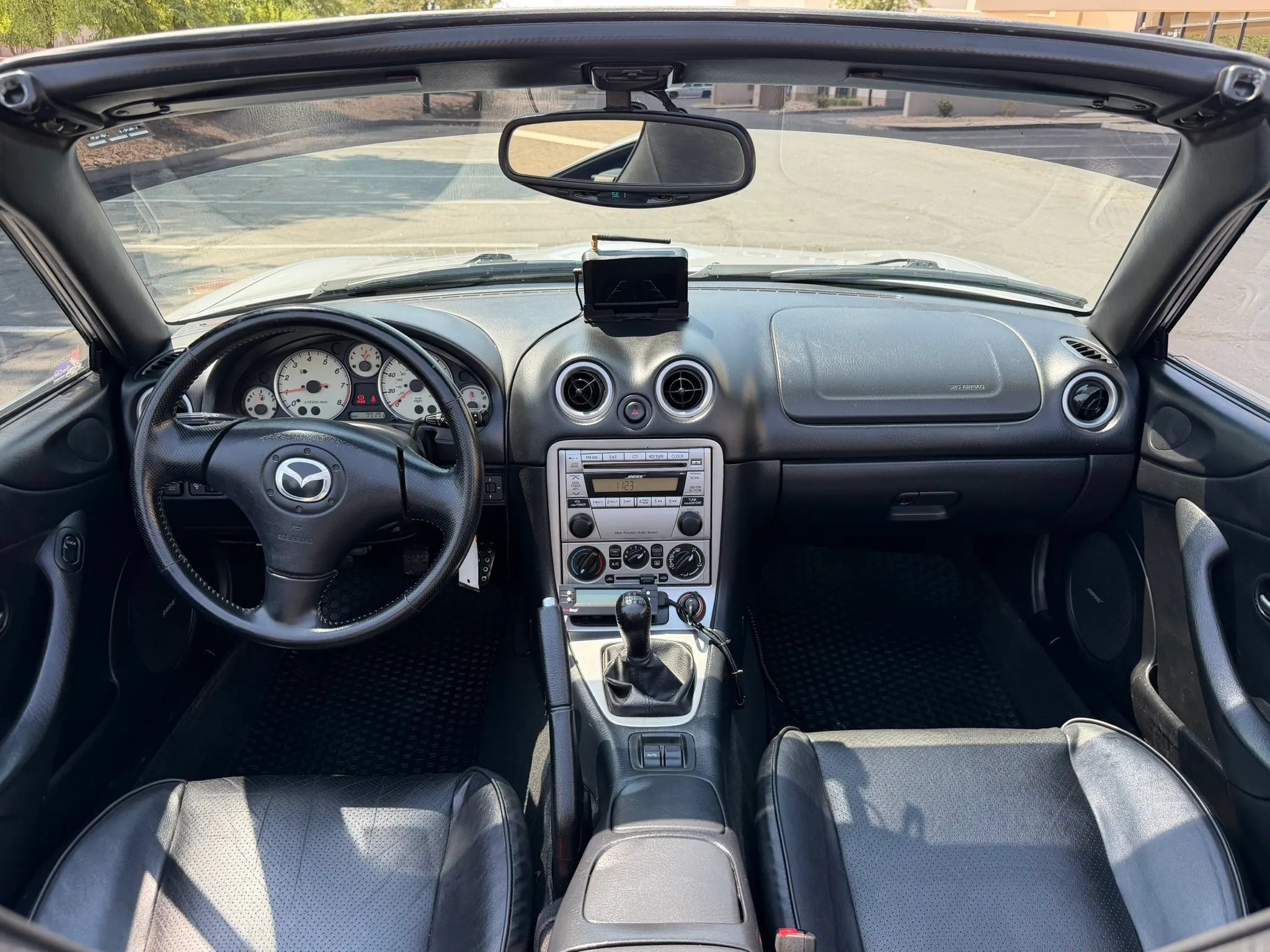 Used 2005 MAZDA MX-5 Miata LS RWD image 16