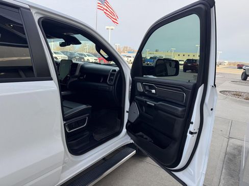 Used 2025 RAM 1500 Laramie image 29