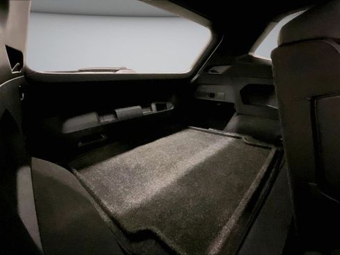 Used 2020 Volkswagen Tiguan SE R-Line image 26