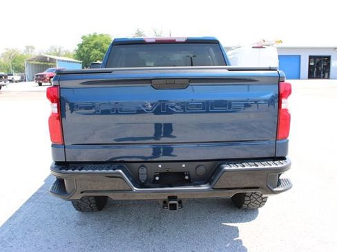 Used 2019 Chevrolet Silverado 1500 Custom Trail Boss image 9