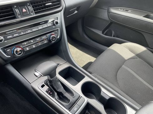 Used 2019 Kia Optima LX w/ LX Premium Package FWD image 24