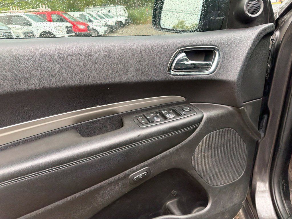 Used 2017 Dodge Durango GT AWD/4WD image 15