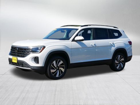 New 2026 Volkswagen Atlas SE image 2