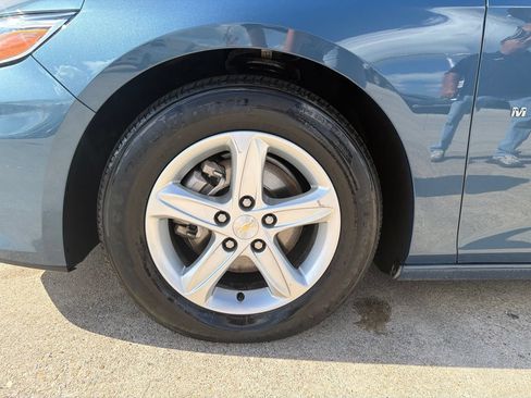 Used 2024 Chevrolet Malibu LT FWD image 7
