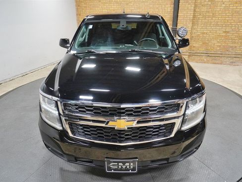 Used 2018 Chevrolet Tahoe 2WD w/ Remote Keyless Entry Package image 5