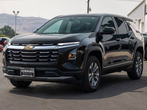 Used 2025 Chevrolet Equinox LT AWD/4WD image 48