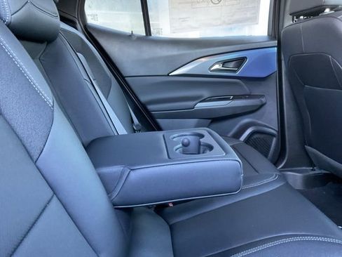 New 2026 Chevrolet Equinox EV LT image 15